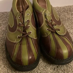 Women sz 8.5 John fluevog Angels